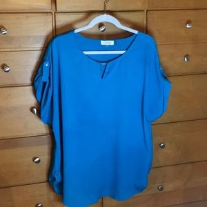 Short sleeved blouse